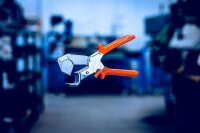 LÖWE 5.504 Professional Hose Shears, Triangular Blade, Industrial Shears, Precise Cut for Pipes, Hoses, Fuel Lines, Metal