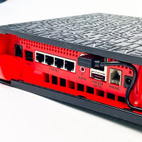 Freebox Revolution F-GW06250C Internetrouter, 64/128 Bit, 12V/3A, 250GB, schwarz-rot