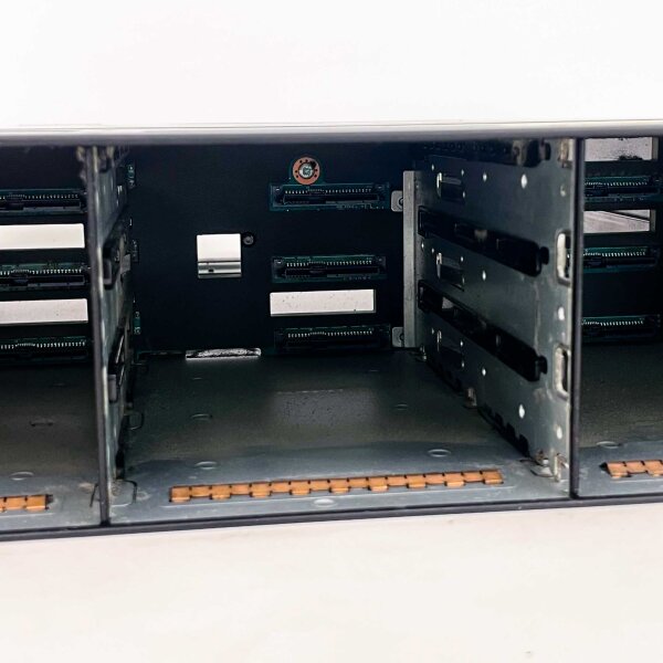 Dell ME5012 E09J-DL-FRU storage expansion enclosure, used, 240V, 50/60Hz, for storage expansion