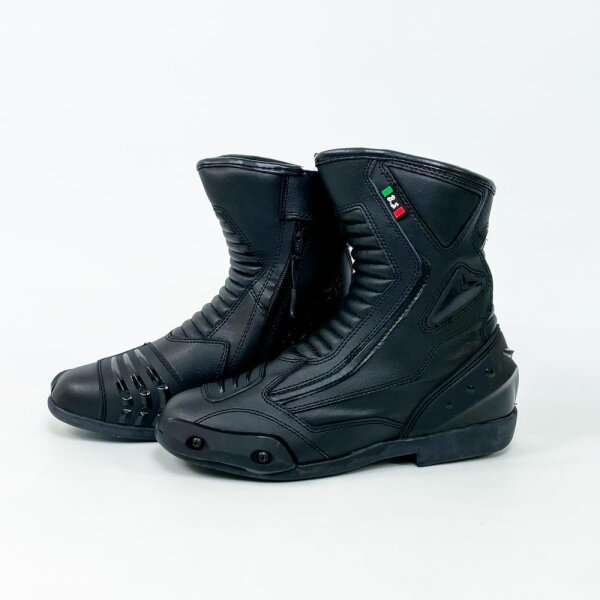 BIESSE motorcycle boots, size 42, black, robust protection, non-slip sole, breathable, sporty design