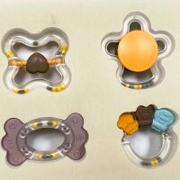 lovemomi 4-piece set of baby soft toys with integrated rattle – plush toys for newborns, teething rings, various animal motifs, soft materials, promotes motor skills and senses, ideal gift for babies