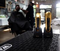 Wahl Professional Hair Clipper, Cordless Detailer Gold model, cordless clipper machine, precise contour trimmer, powerful motor, ergonomic, ideal for precise cuts and beard styling