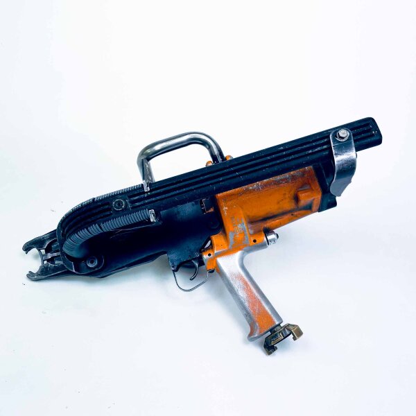 Gabion crimping tool, model no. GPZ-2024, hand tool for wire baskets, ergonomic handle, sturdy steel construction, ideal for securely connecting and fixing gabions, precise crimping, durable, easy to use