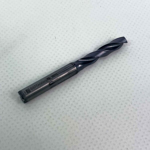 Kennametal drill bit B977A06800, 6.8mm, type KC7315, high-performance drill bit for precise drilling, durable, suitable for various materials, robust design, ideal for industrial applications
