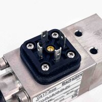 Barksdale pressure switch 8211-PL1-B-VA-GL-PC, model 0417-699, robust switch for precise pressure monitoring, stainless steel housing, versatile application, high reliability, compact design