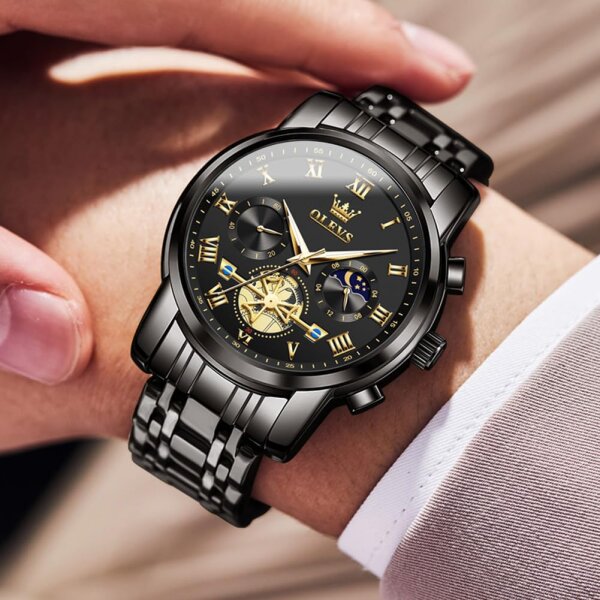 OLEVS Herren Quarzuhr, Edelstahl, Modell mit römischen Zahlen, Mondphasenanzeige, wasserdicht, leuchtende Zeiger, klassisch-elegantes Design, schwarz-goldenes Armband, stilvolle Armbanduhr für Männer