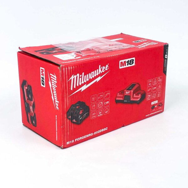 Milwaukee M18FORGENRG-802DBSC Battery Basic Set, set with 2 powerful batteries, versatile for use with various Milwaukee M18 devices, robust design, ideal for professionals and DIY enthusiasts.