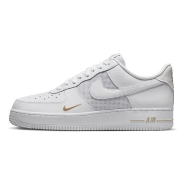 Nike Air Force 1 07 LV8, Größe 39, Herren Sneaker, weiß, Leder, klassische Silhouette, perforierte Zehenbox