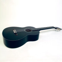 Yamaha C40BLII 4/4 acoustic guitar, black, entry-level model, elegant design, wooden body, classic sound