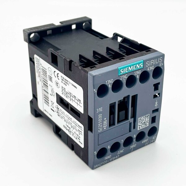 Siemens auxiliary contactor 3RH2131-1FB40, 3 normally open contacts, 10A, coil voltage DC 24V, compact, reliable control