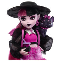 Mattel Monster High Draculaura Core Doll with Fashion...