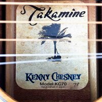 Takamine KC70 Elektro-Gitarre gebraucht, leichte Kratzer, signiert von Kenny Chesney, mit Vorverstärker, braunes Holz