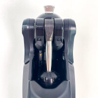 Icon microprocessor knee brace College Park, used, small tear, black