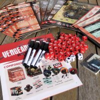 Mighty Boards Vengeance: Roll & Fight Episode 1 Brettspiel auf Englisch mit spannenden Kampf- und Würfelementen