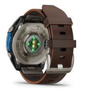 Garmin D2 Mach 2 Flieger-Smartwatch 47 mm Titan, 1,4" AMOLED, Saphirglas, 14 Tage Akku, braunes Oxford-Leder- & Schwarz/Blau Gummiarmband