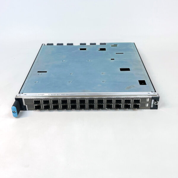Juniper JNP10K-LC9600 Leitungskarte 24x 400G QSFP-DD für MX10000 mit Fleck