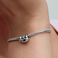 Pandora Charm-Anhänger Hängendes Faultier aus Silber, detailreich und hochwertig verarbeitet