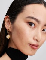 Pandora charm pendant locket Pegasus in gold and white, delicate design, elegant jewelry decoration