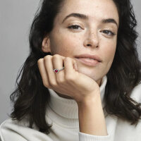 Pandora Ring Größe 48, Silber mit Funkelndem Rotem Herz, Ausgeprägtes Design