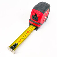 Milwaukee Metric Magnetic Tape Measure 10 Meters, Robust Measuring Tape with Magnetic Function for Precise Measurement