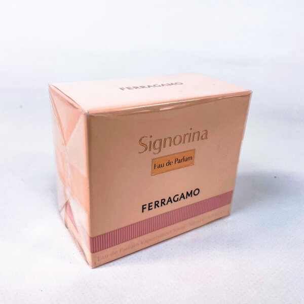 Ferragamo Signorina Eau de Parfum 50 ml Damen Duft, blumig-frisch, elegant, langanhaltend