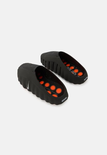 Nike Performance MIND 001 Womens Training Shoes, Size 42, Black/Chrome/Hyper Crimson, breathable, non-slip sole