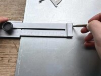 Messschieber 201.191, Schneidelineal Streichmaß 200 mm, gehärtete Abreißkante, präzises Messen und Anreißen