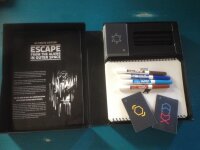 Escape from the Aliens in Outer Space, board game, sci-fi...