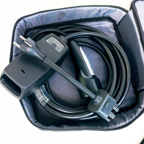 Tesla Mobile Connector Gen 2, tragbares EV-Ladekabel, Schuko-Stecker auf Typ 2, für Tesla Fahrzeuge, 230V, 1-phasig, flexibel einsetzbar