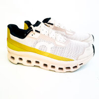 On Cloudmonster 3MF10673352, Herren Sneaker, Größe 45, atmungsaktiv, leichte Dämpfung, sportliches Design