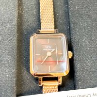 Daniel Wellington Quadro Mini womens wristwatch, quartz watch, square case, rose gold-colored, elegant design