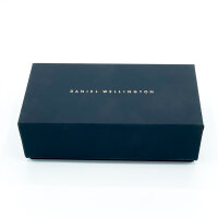 Daniel Wellington Quadro Mini womens wristwatch, quartz watch, square case, rose gold-colored, elegant design