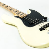 Squier Jazz Bass CYKK24003951, E-Bass Gitarre, 4-Saiter, Ahornhals, zwei Single-Coil-Tonabnehmer, Vintage-Design