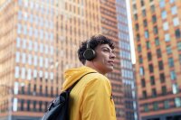 Philips TAH4205 On-Ear Bluetooth-Kopfhörer, 29h Akku, Schnellladung, Bass Boost, Geräuschisolierung, faltbar, Schwarz