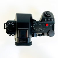 Panasonic LUMIX S5IIx DC-S5M2XE spiegellose Vollformatkamera, 6K/4K Video, Klappdisplay, Wi-Fi, Hybrid AF, Active I.S., Dual Native ISO