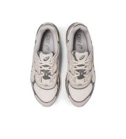 Asics Gel-NYC 1201A789, Sneaker, EU 40,5, creme/austerngrau, bequeme Dämpfung, sportliches Design