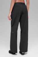alo Yoga Suit Up Hose, Größe M (8-10), lange Damen-Sporthose, schwarz, elastisch, hoher Bund
