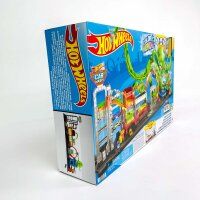 Hot Wheels HBY96 City Colour Reveal Car Wash Set, Water Tanks, 1 Colour Change Car, Race Track, Ages 4+