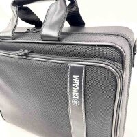 Yamaha YCL-457II-22 Bb clarinet, German system, 22 keys, 6 rings, plus lightweight case, mouthpiece and accessories