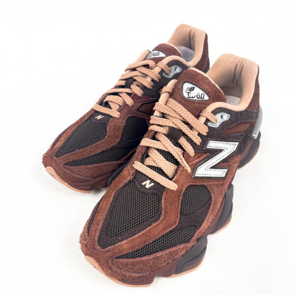 New Balance 9060 Sneakers EU 37 Suede/Mesh Womens Black Coffee-Rich Oak U90608B8