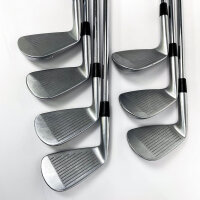 Mizuno JPX 900 Tour Iron Set 4–PW, Right-Handed, Dynamic Gold, Golf Pride