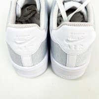 Nike Air Force 1 Flyknit 2 Mens Sneakers EU 42.5 White/Pure Platinum Flyknit