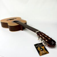 Jose Torres JTC-10, Classical Guitar, Cedar Top, Mahogany Body, Nickel Neck, Tuners, High-Gloss Finish