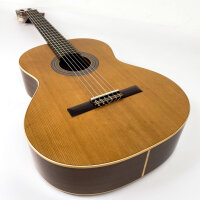 Jose Torres JTC-10, Classical Guitar, Cedar Top, Mahogany Body, Nickel Neck, Tuners, High-Gloss Finish