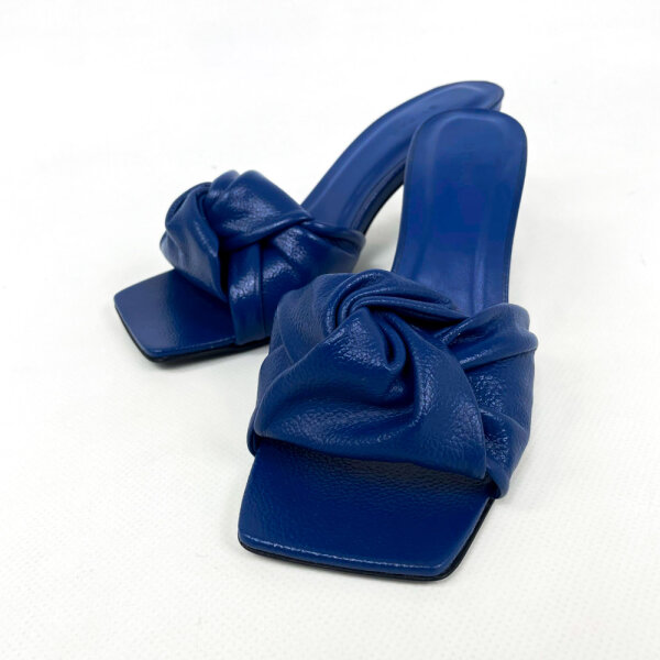 BY FAR 22CRLAPBGG380 Lana Damen-Mules Deep Blau genarbtes Glanzleder EU 38