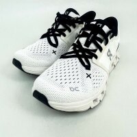 On Cloud X 4 Sneaker Damen Elfenbein/Schwarz Polyester EU 39