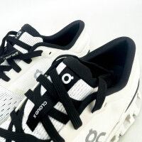 On Cloud X 4 Sneakers Womens Ivory/Black Polyester EU 39