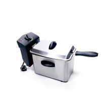 Tristar stainless steel fryer - with 2 liter capacity, cold zone function and adjustable thermostat up to 190 ° C, FR -6919